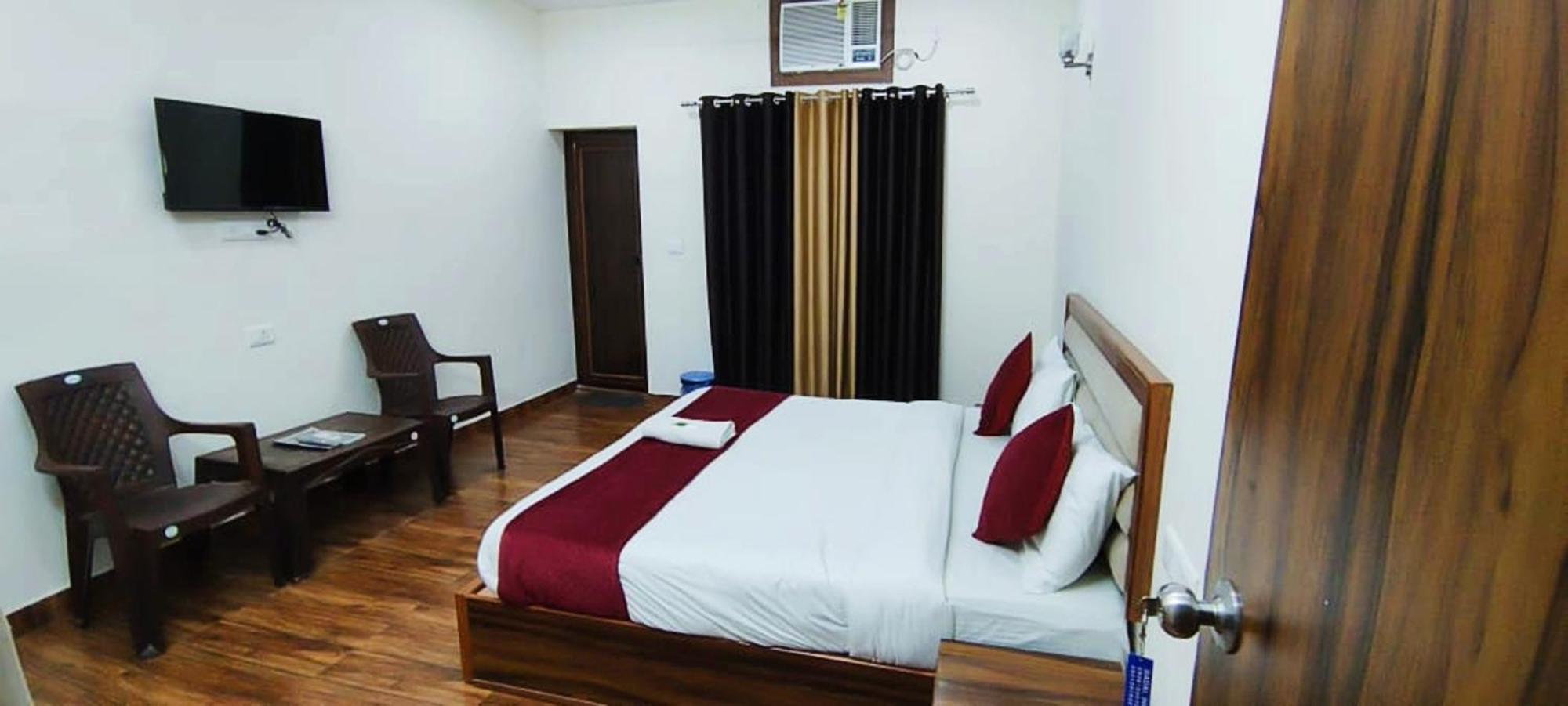 Luxury Rooms In Safdarjung Enclave Near Aiims & Safdarjung Hospital New Delhi Exterior photo